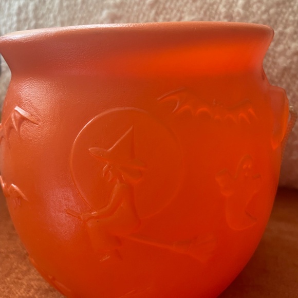 1990 Vintage Lifesavers Halloween Treat Bucket with Great Design - Picture 3 of 5